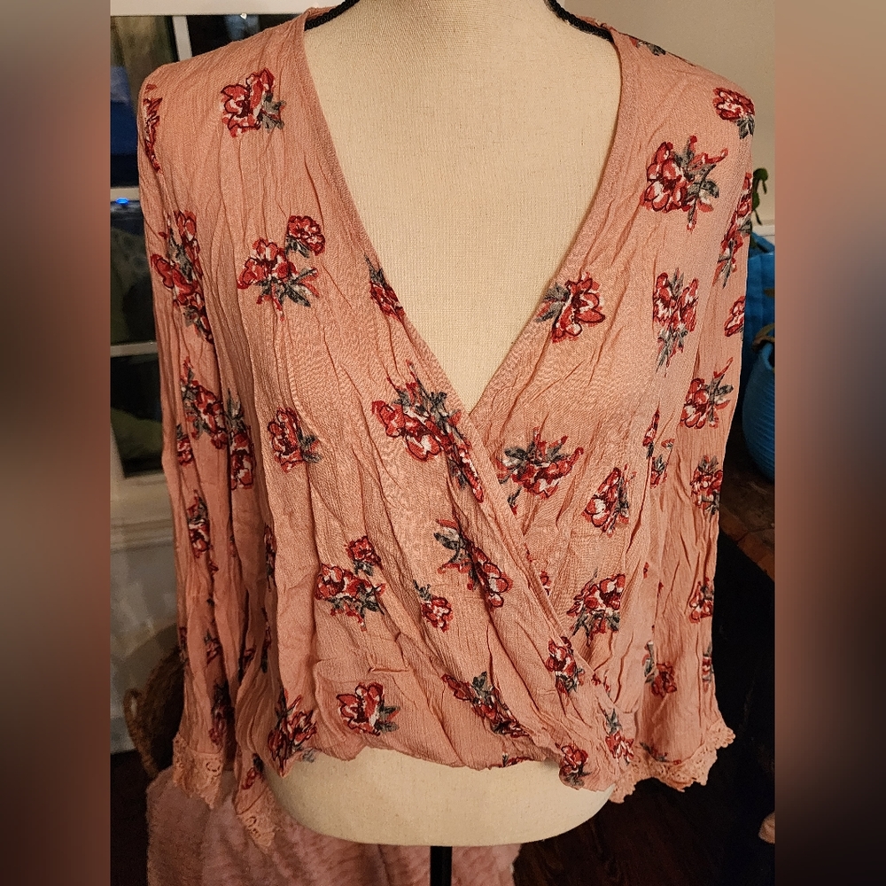 PROMESA Floral Plunge Deep V Long Sleeve WrapTop SIZE SMALL